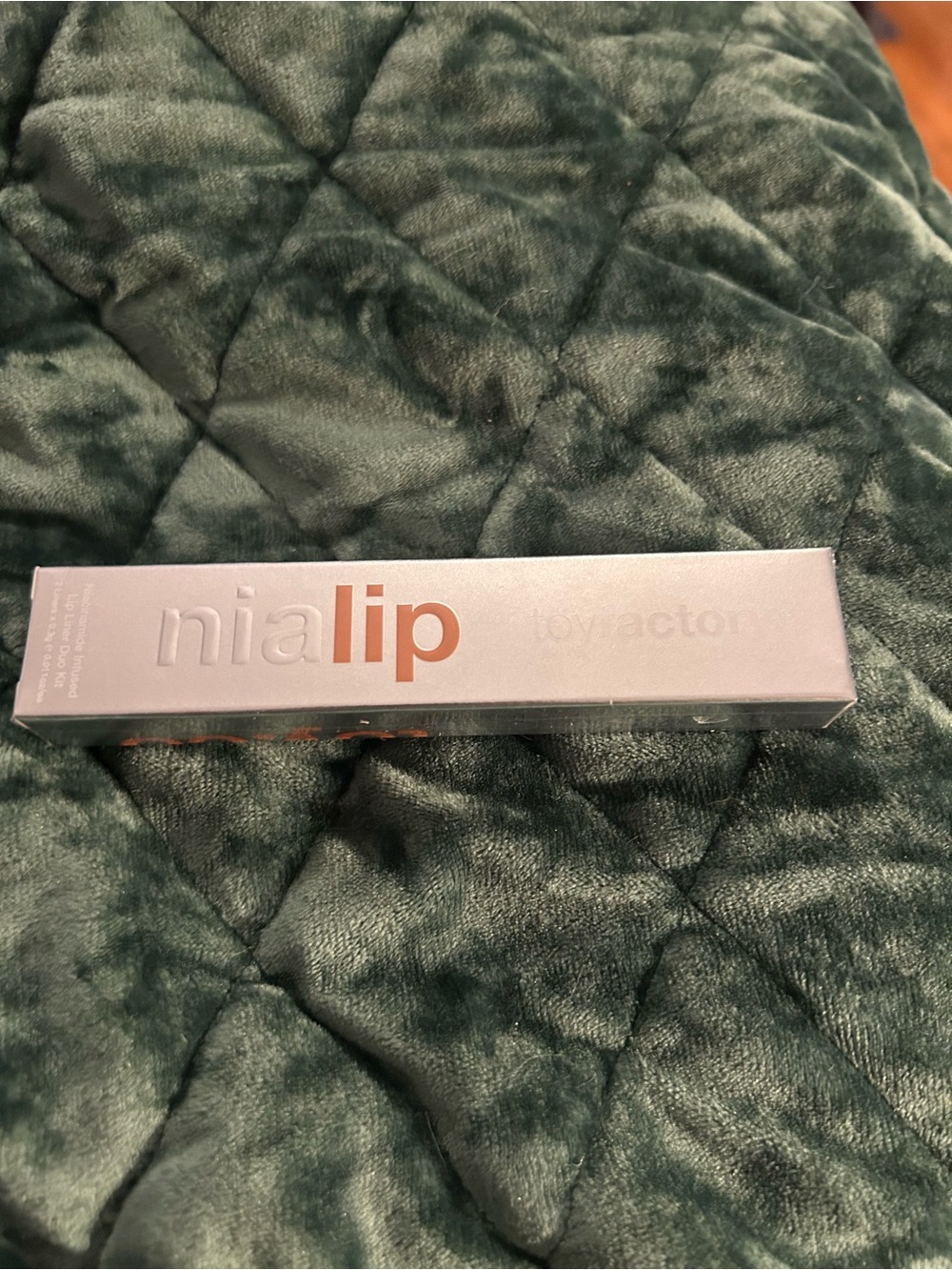 toyfactory nialip Lip Liners - Nude Protocol & Deep Seek - Picture 2 of 3
